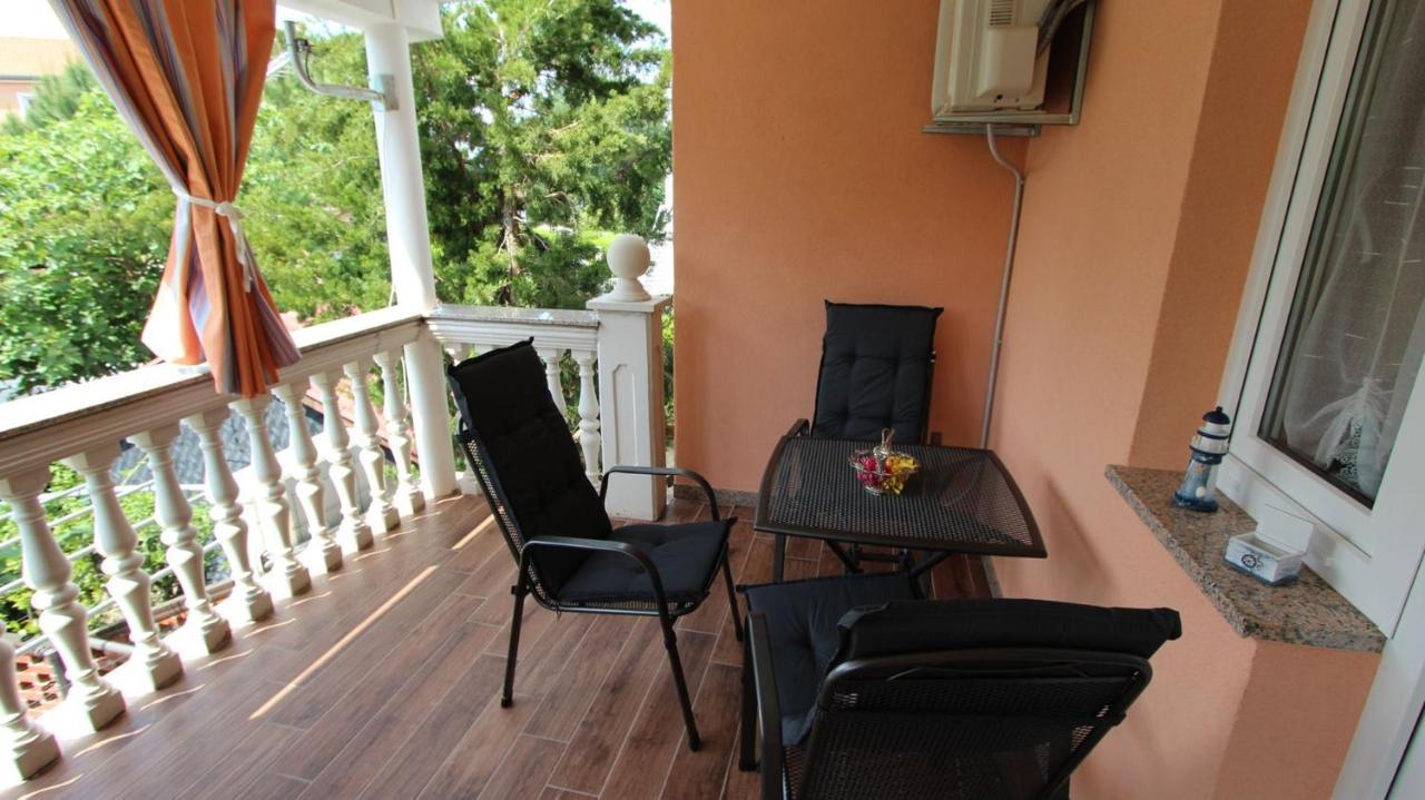 Apartment Kreslin Vantacici Bagian luar foto