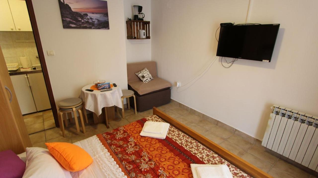 Apartment Kreslin Vantacici Bagian luar foto