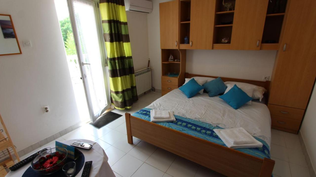 Apartment Kreslin Vantacici Bagian luar foto