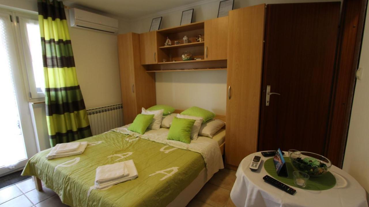 Apartment Kreslin Vantacici Bagian luar foto