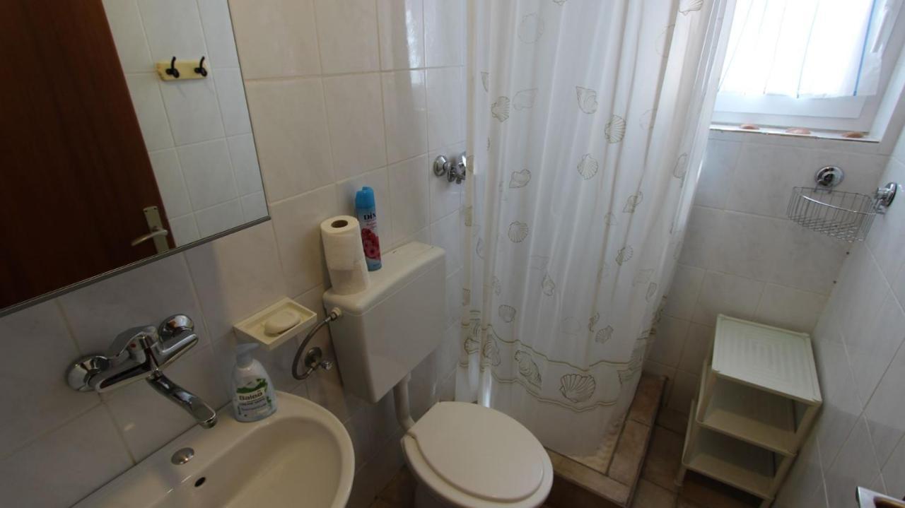 Apartment Kreslin Vantacici Bagian luar foto
